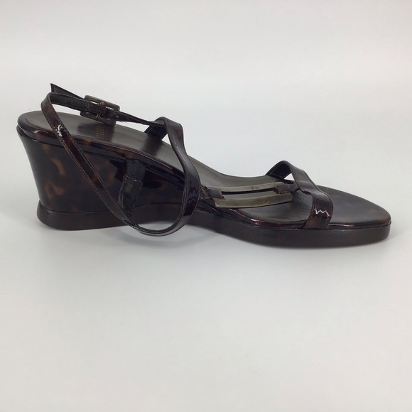 Stuart Weitzman Tortoise Shell Wedge Sandals, 6.5 - Picture 7 of 16